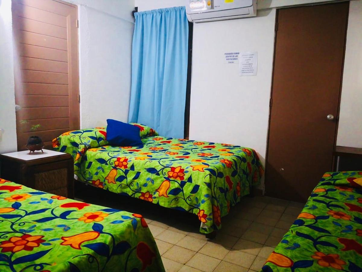Hotel Zocalo Abuelos Acapulco Bagian luar foto