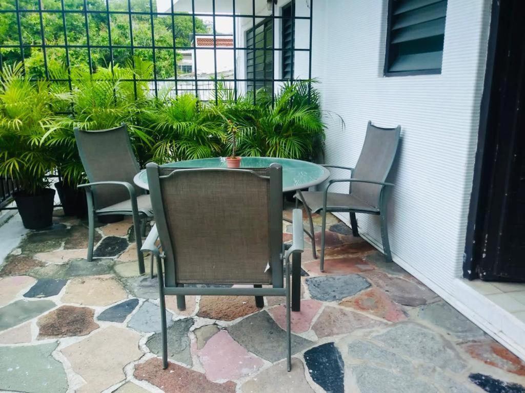 Hotel Zocalo Abuelos Acapulco Bagian luar foto