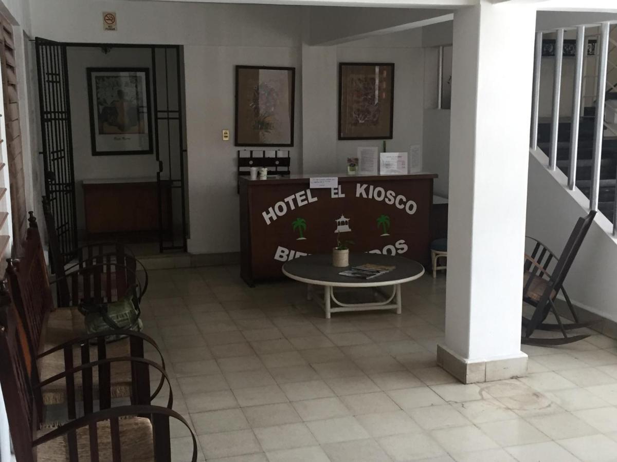 Hotel Zocalo Abuelos Acapulco Bagian luar foto