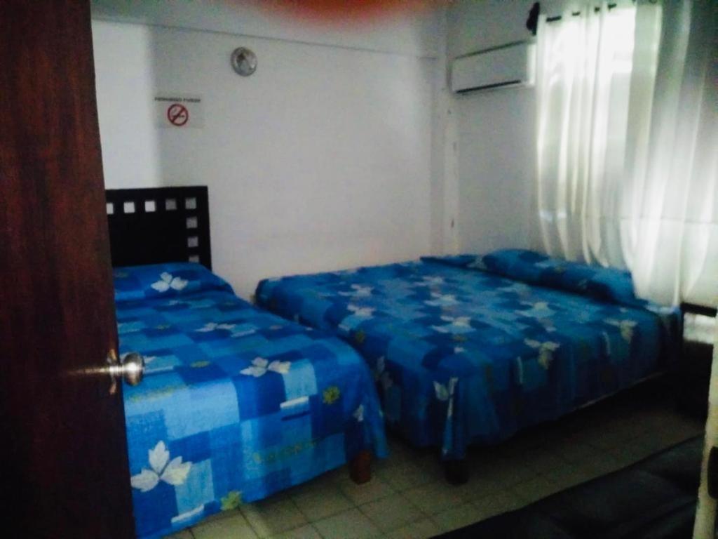 Hotel Zocalo Abuelos Acapulco Bagian luar foto