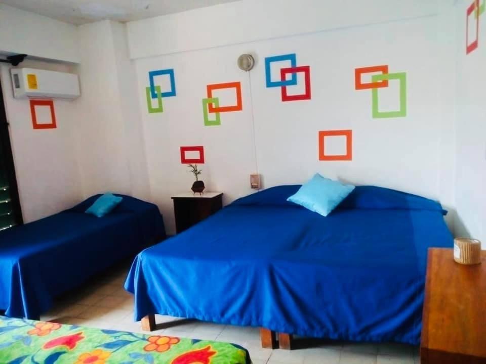 Hotel Zocalo Abuelos Acapulco Bagian luar foto