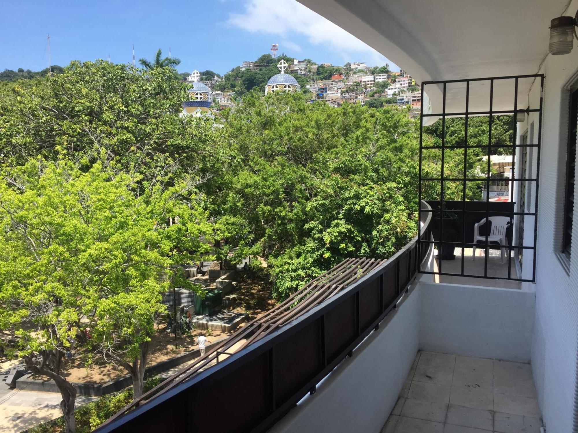 Hotel Zocalo Abuelos Acapulco Bagian luar foto